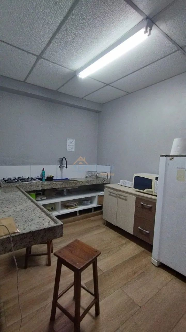 EXCELENTE SALA AMPLA NA AV. SEBASTIÃO DE BRITO - Foto 4