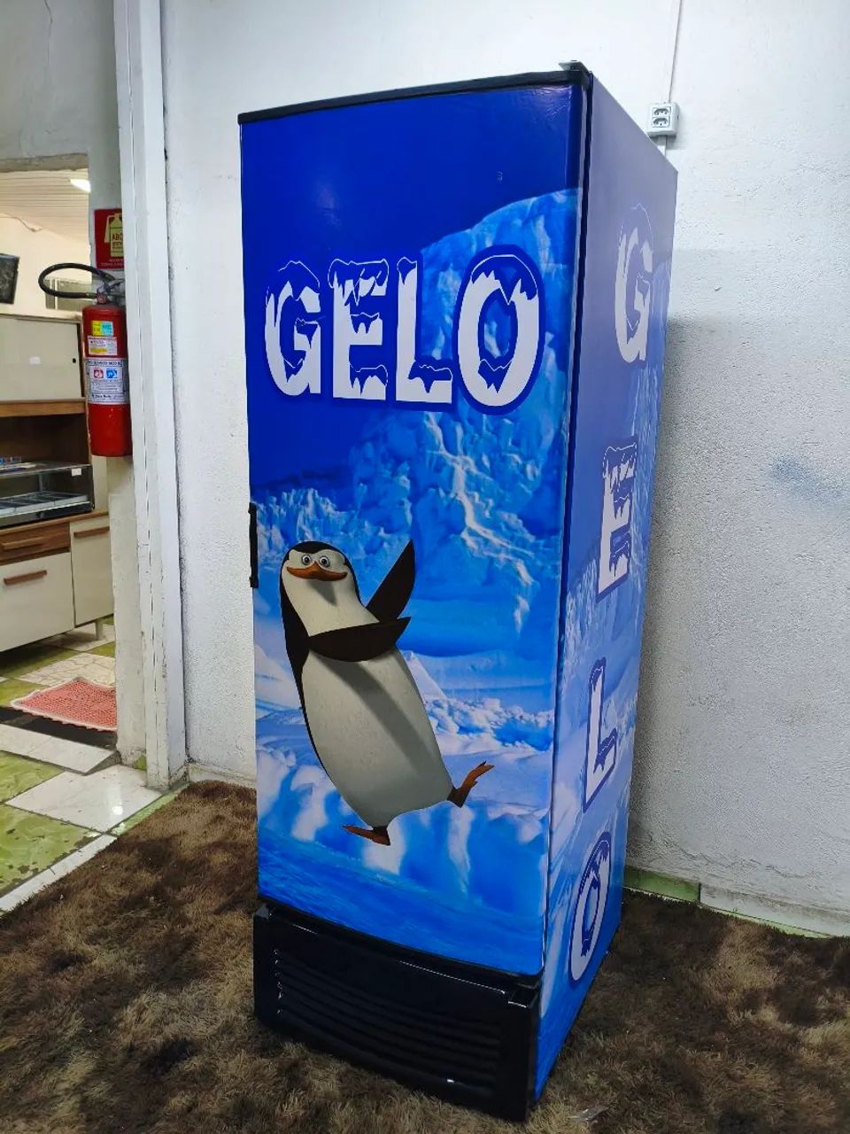 Freezer vertical Fricon de 564 litros  - Foto 2