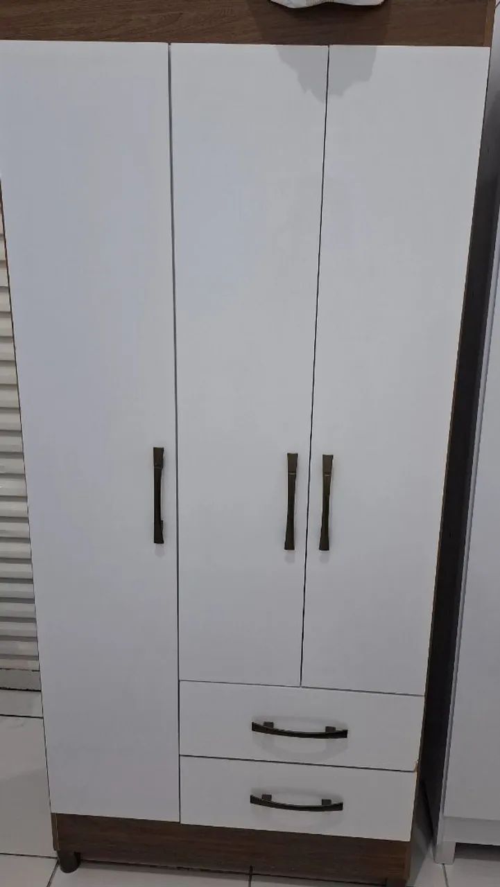 Guarda roupa solteiro 