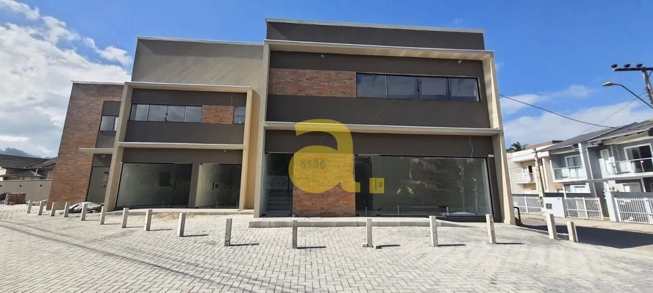 SALA COMERCIAL A VENDA NA ITOUPAVA CENTRAL EM BLUMENAU