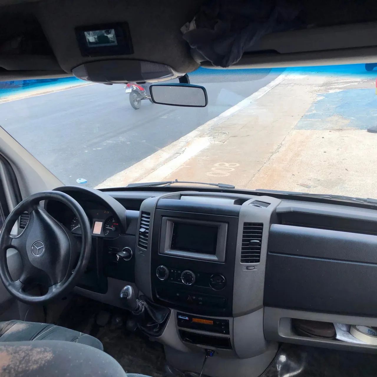 Sprinter 415 Executiva 2017 - Foto 2