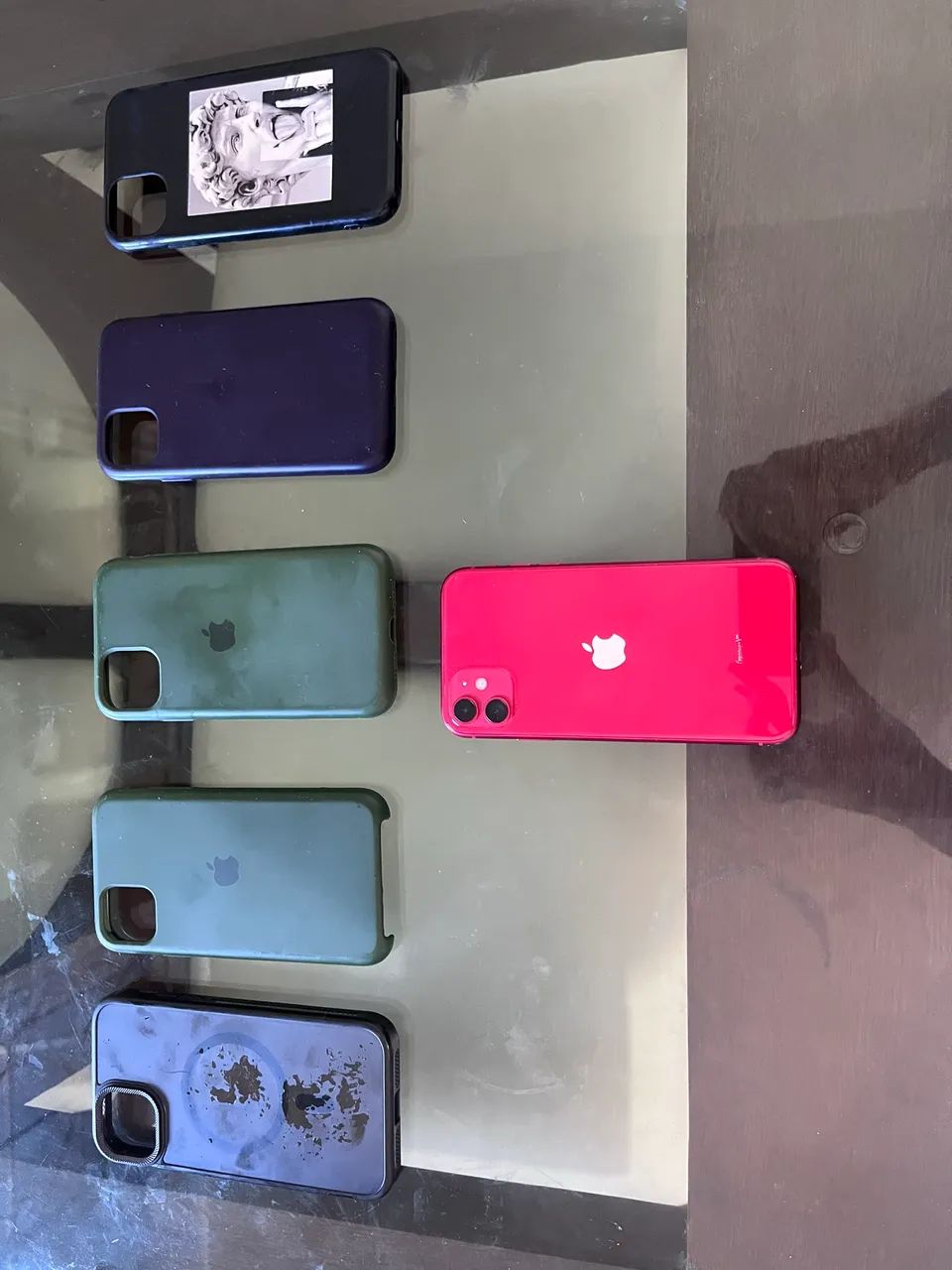iPhone 11 Vermelho (Product RED) - 128GB - Celulares e Smartphones