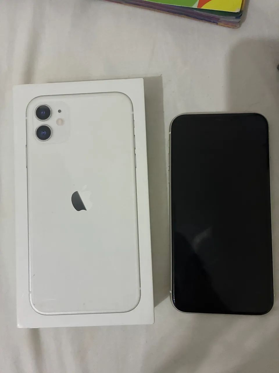 iPhone 11 todo original, inclusive cabo