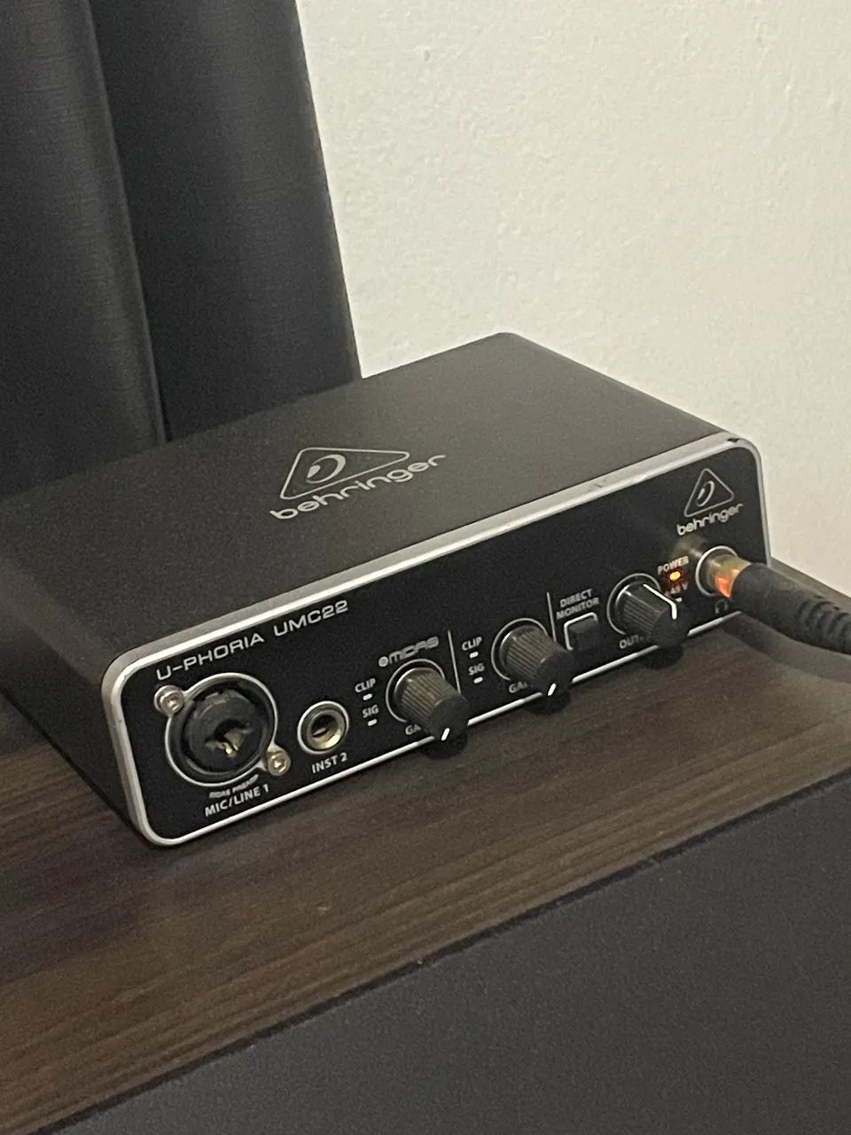 Behringer U-Phoria UMC22  - Foto 2