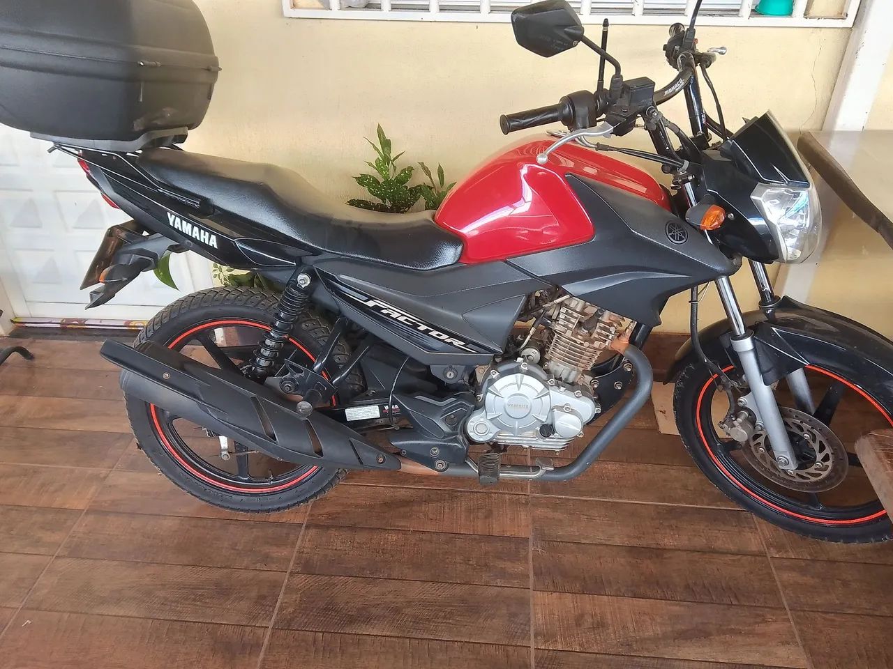 Vendo ybr nova 