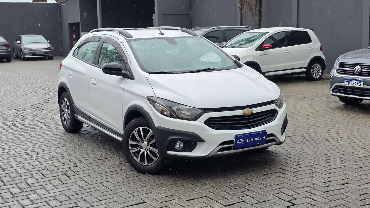 Chevrolet Onix Activ 1.4 8V Flex Mec. 4P 2018