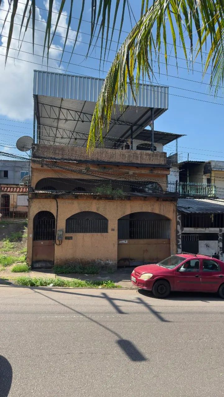 Vendo casa com urgência com 3 suítes 