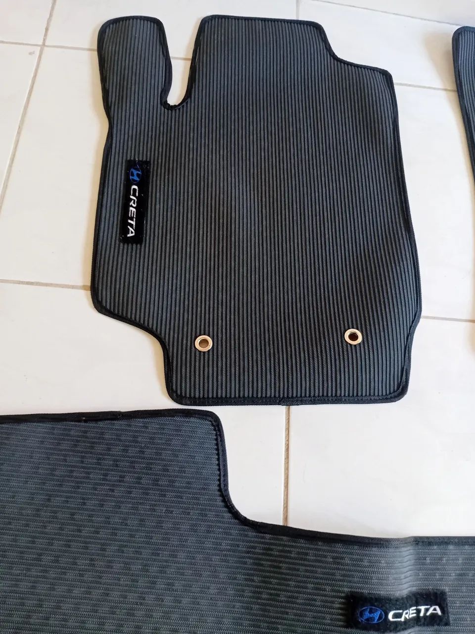 KITS  DE TAPETES EMBORRACHADO = CRETA  HYUNDAI  / JEEP RENEGADE.  - Foto 2
