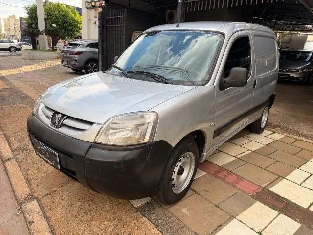 Peugeot Partner Partner Furgão 1.6 16V/ 1.6 16V Flex 3p 2017