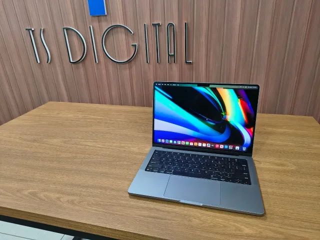 Apple MacBook Pro 14 polegadas com M1 Max | 64 GB RAM | SSD 2 TB