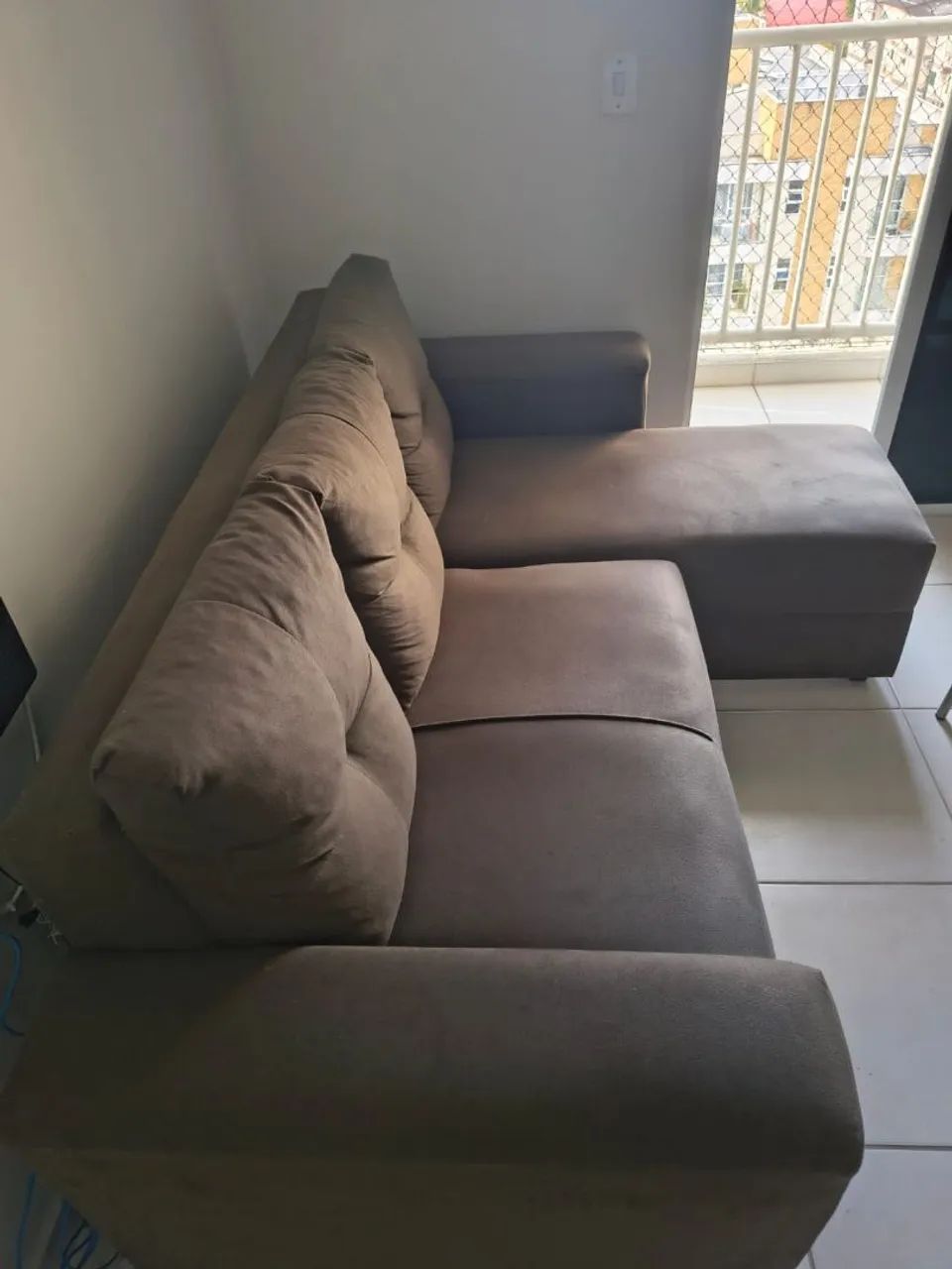 Sofá Shangai Marrom Escuro 3 Lugares - Foto 2