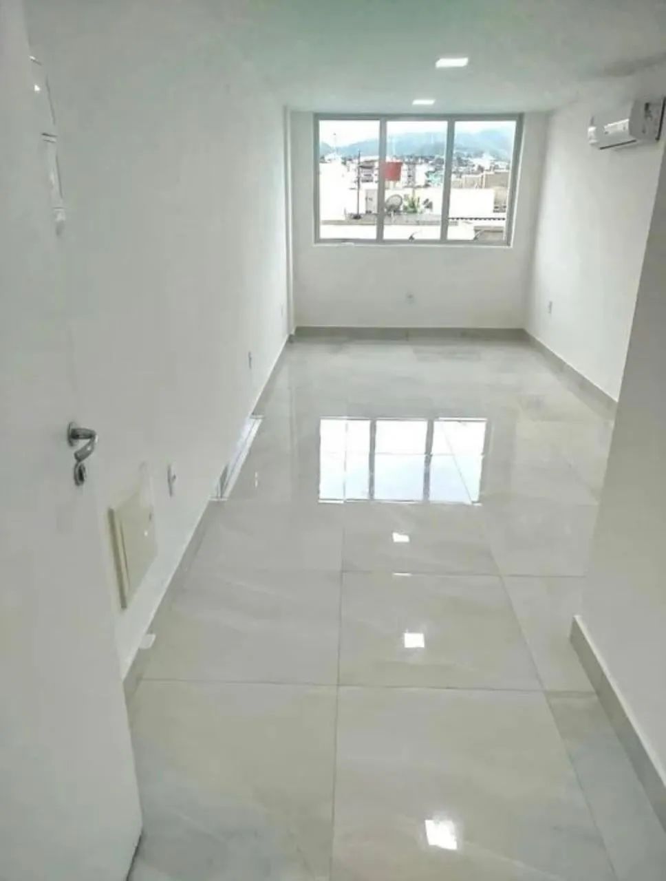 Sala Comercial à venda na Rua Lopo Saraiva, Tanque, Rio de Janeiro - RJ - Foto 5