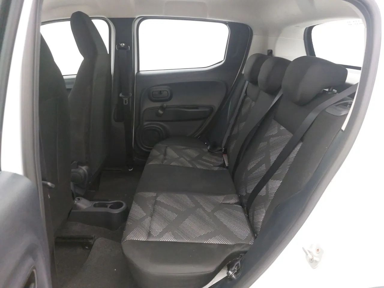 Fiat Mobi LIKE 1.0 Fire Flex 5p., foto 17 de 18