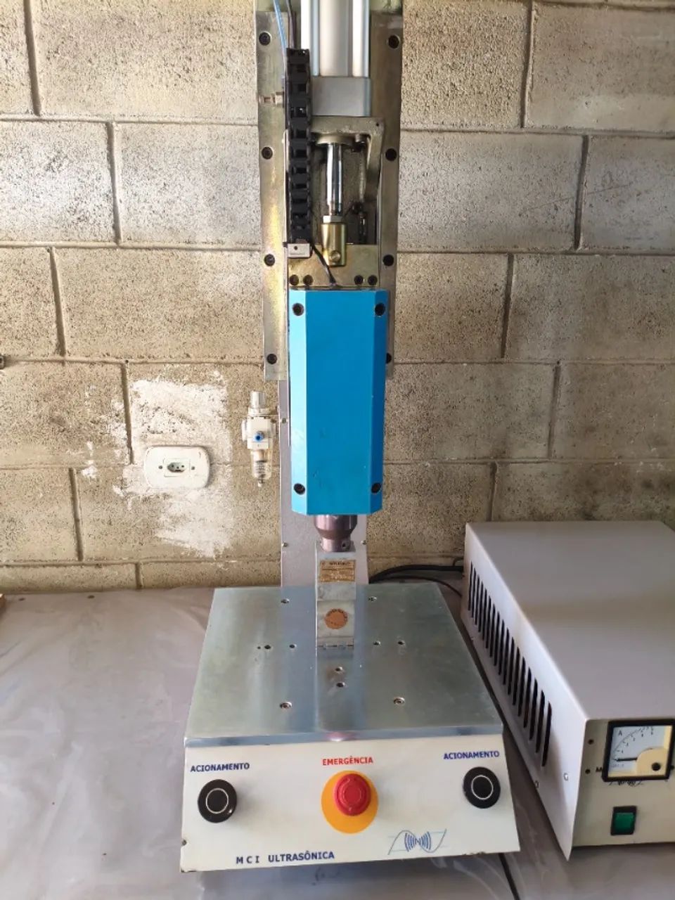Máquina de Solda Por Ultrassom / Ultra-som/ Solda de Termoplásticos. - Foto 2