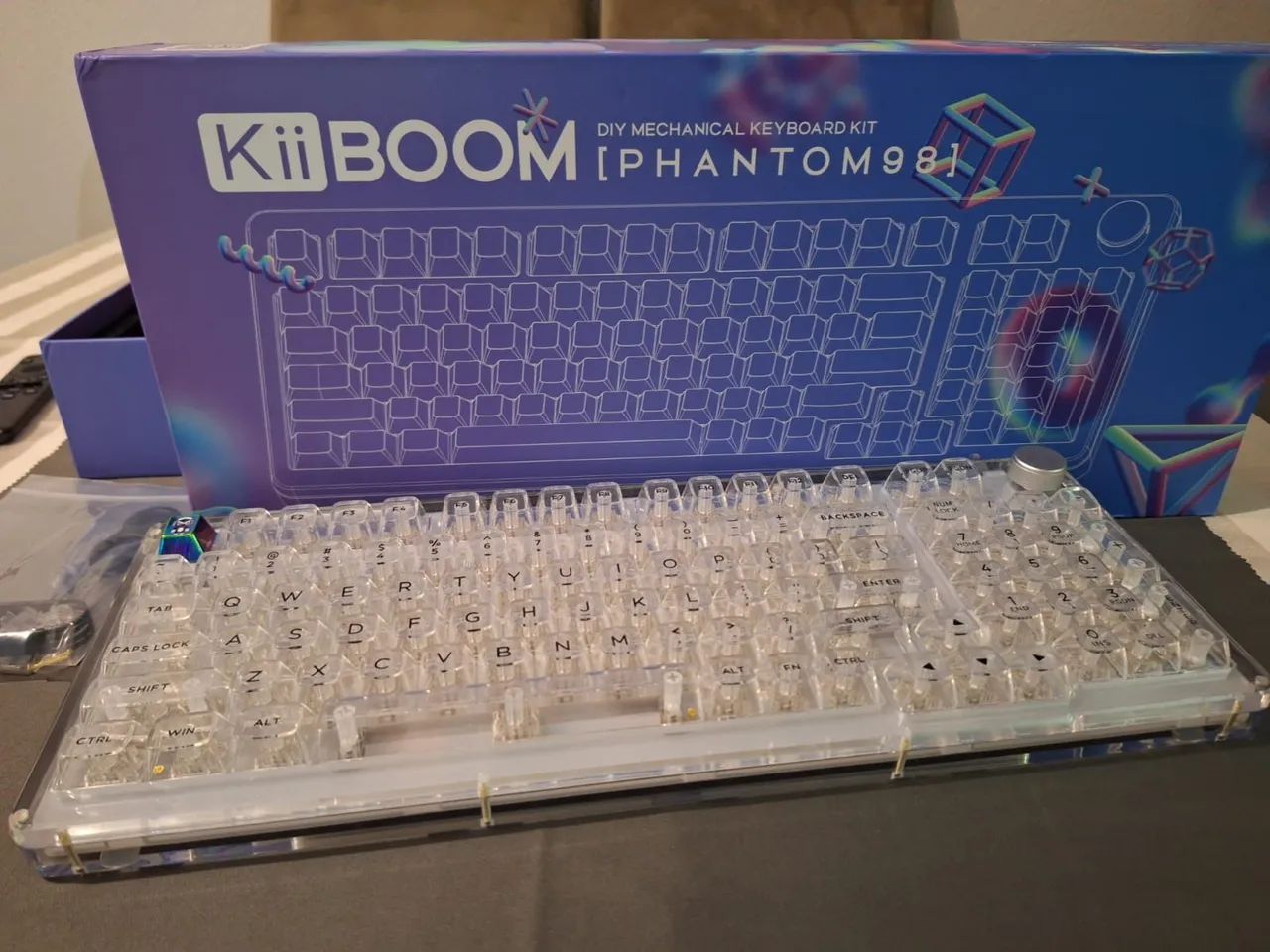Teclado Mecânico Premium KiiBoom Phantom 98 Clear (Transparente) - Impecável