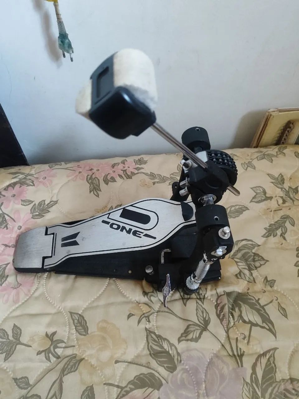 Pedal de bumbo Done