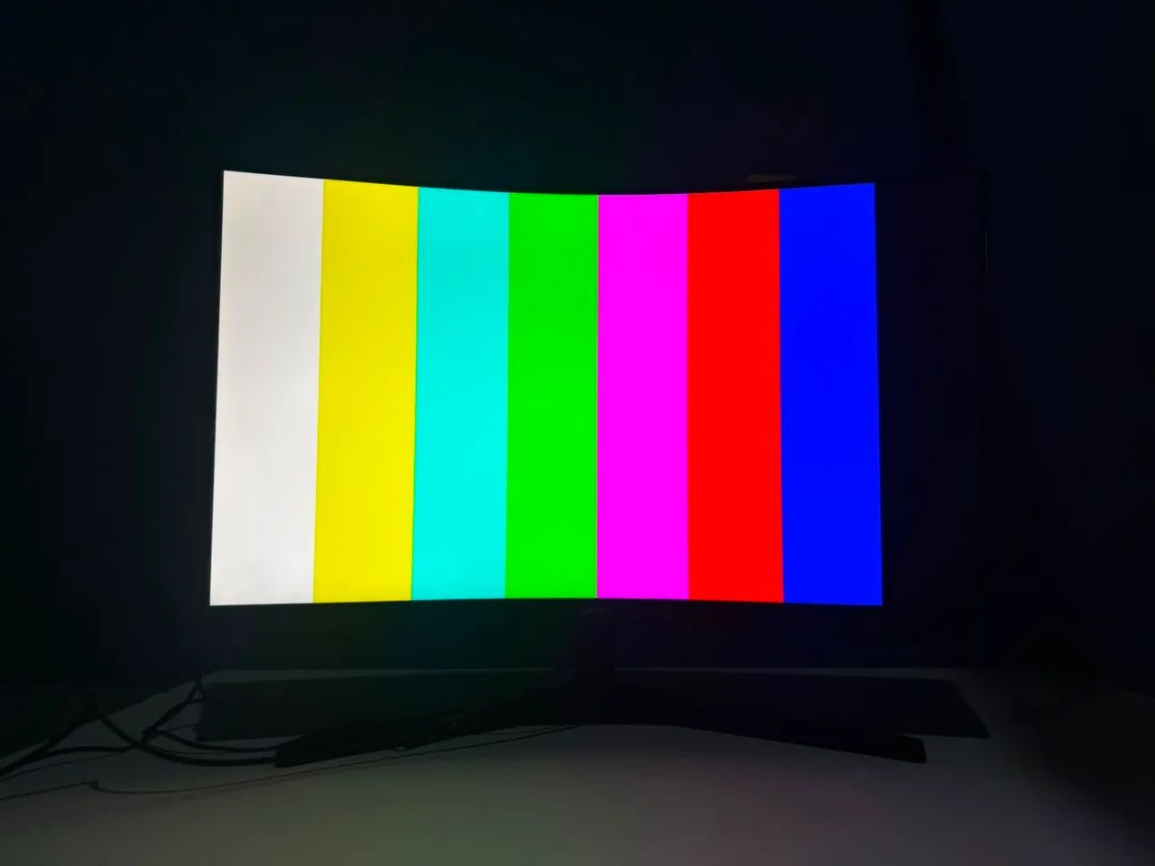 Monitor curvo Samsung odyssey G5 32" Qhd 165hz - Foto 3