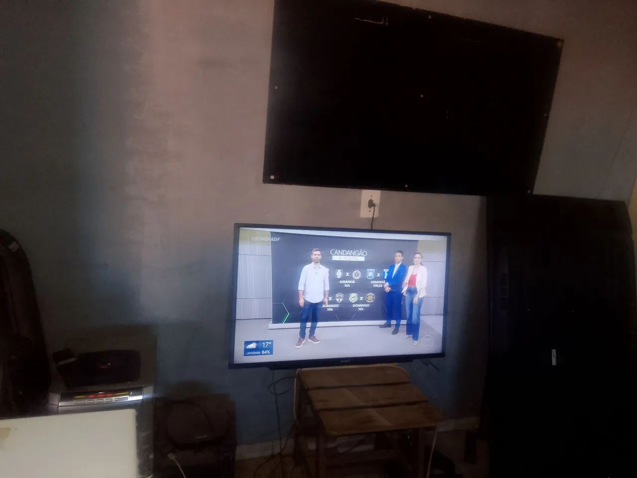 Venda de tv 32 polegadas LEDs não é smart AOC  - Foto 2