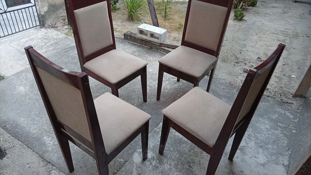 4 cadeiras acochoadas - Foto 4