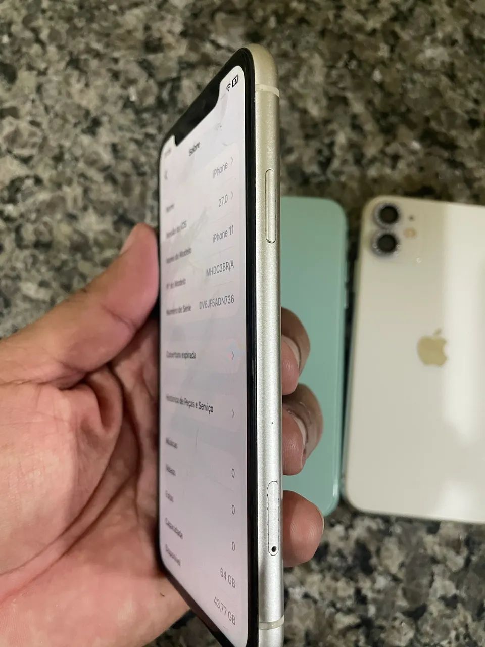 Iphone 11 branco 64 g  - Foto 4