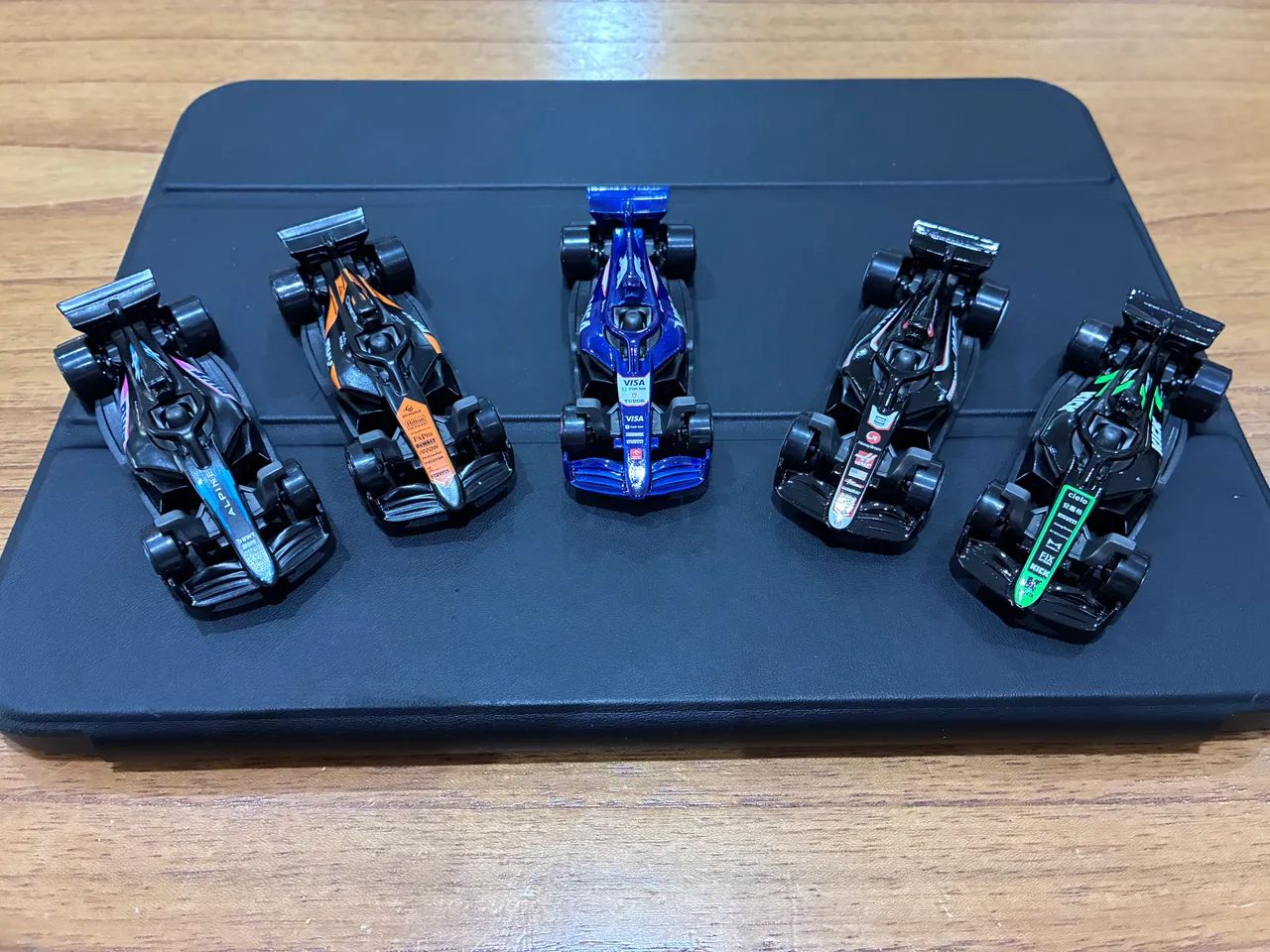Fórmula 1 Hot Wheels cada modelo por apenas 40,00