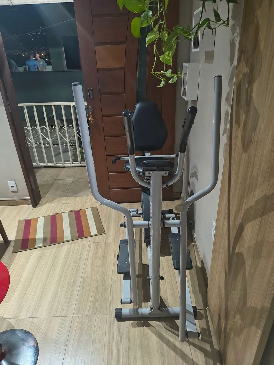 Airclaib com bicicleta  - Foto 3