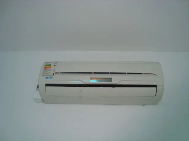 Sala comercial 5x3m c/ Banheiro e Ar Split