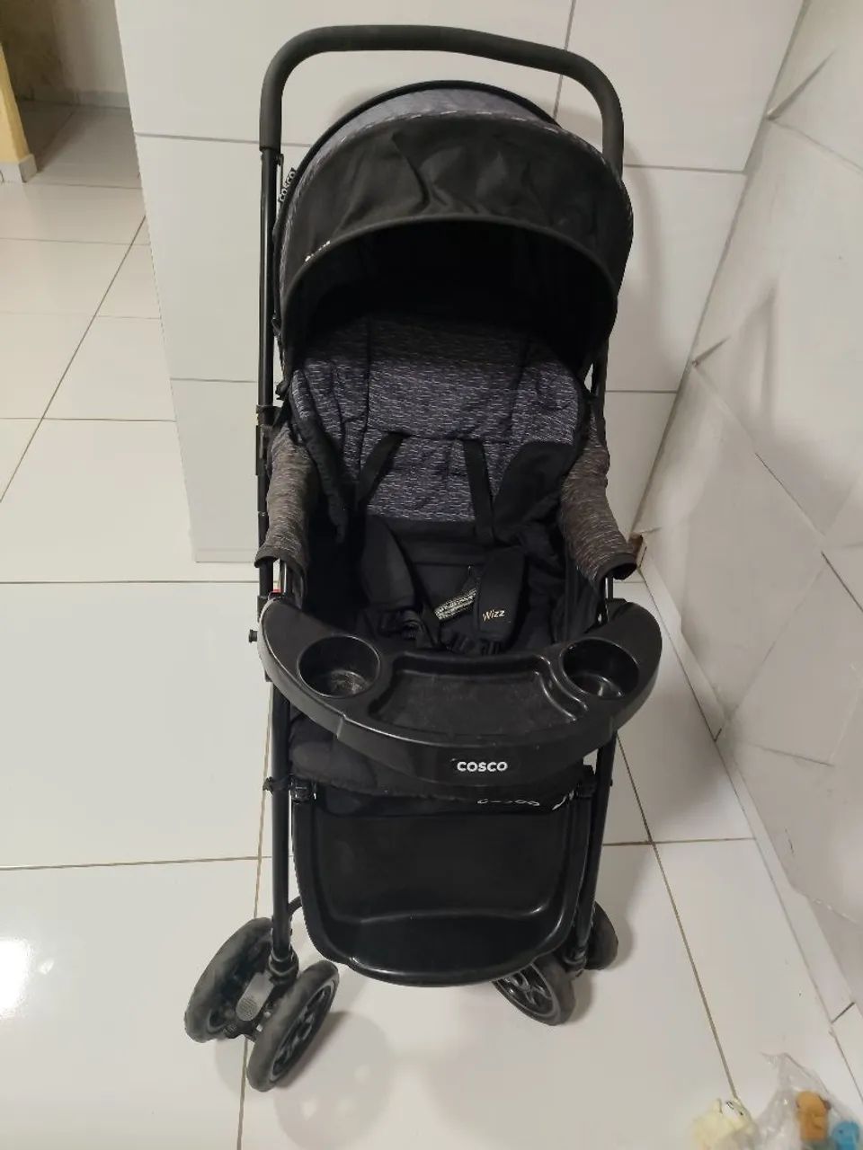 Carrinho de bebê e bebê conforto Cosco  - Foto 4