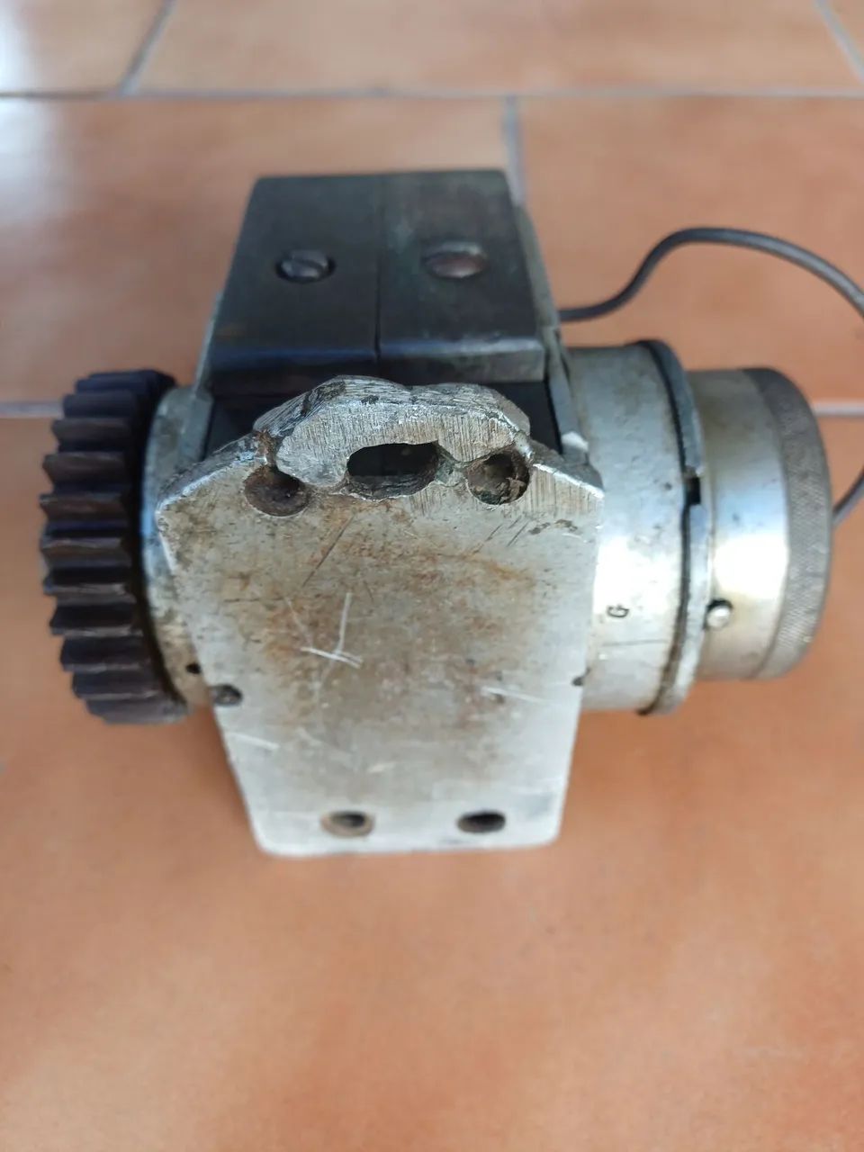 Magneto antigo decada de 1920 - Foto 5