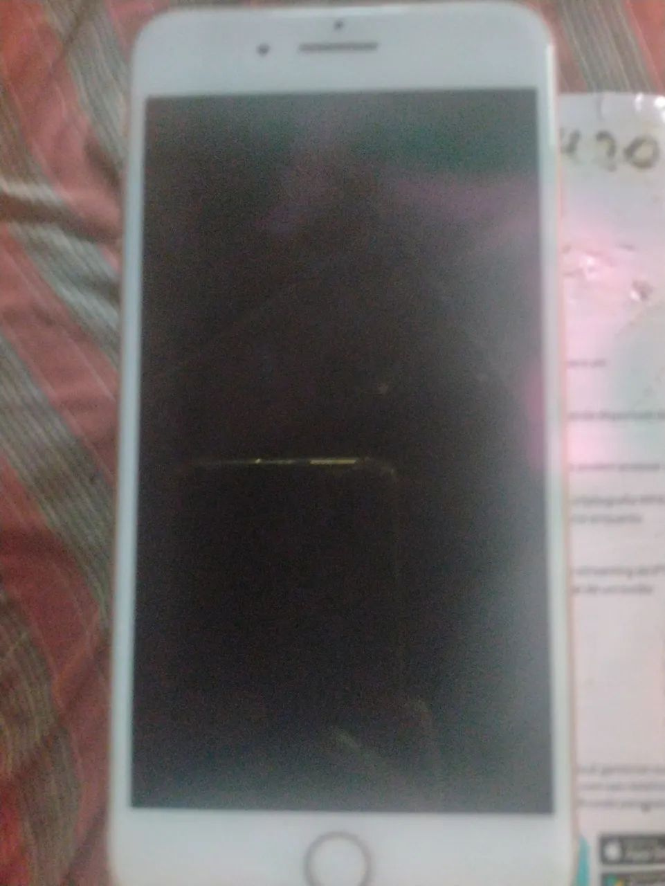 Vendo iPhone 8 plus por 600 reais 