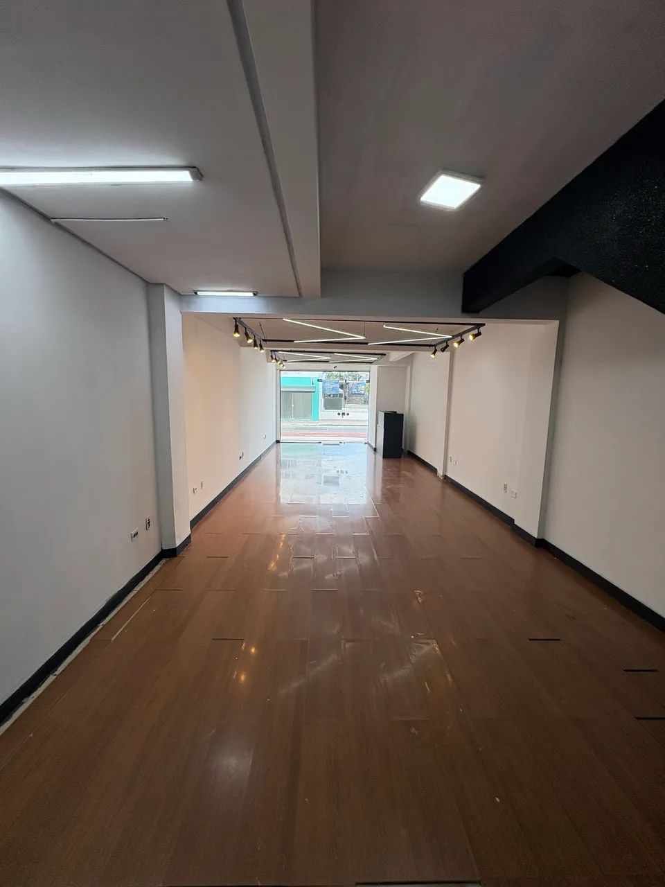 Sala Comercial - Balneário Camboriú  - Foto 4