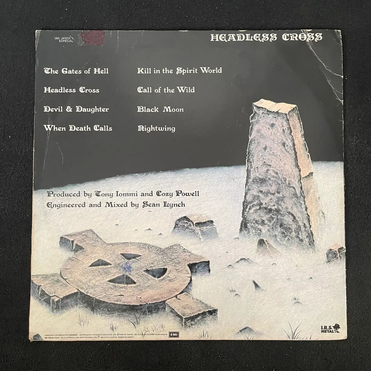 Black Sabbath - Headless Cross (LP c/ encarte) - Foto 2