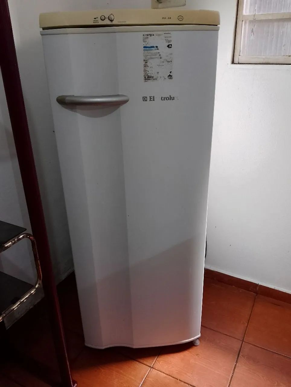 Geladeira Electrolux KE 28