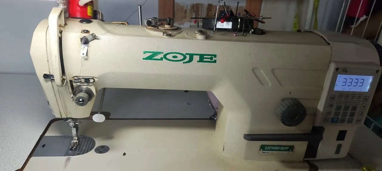Maquina reta eletrônica zoje - Foto 2