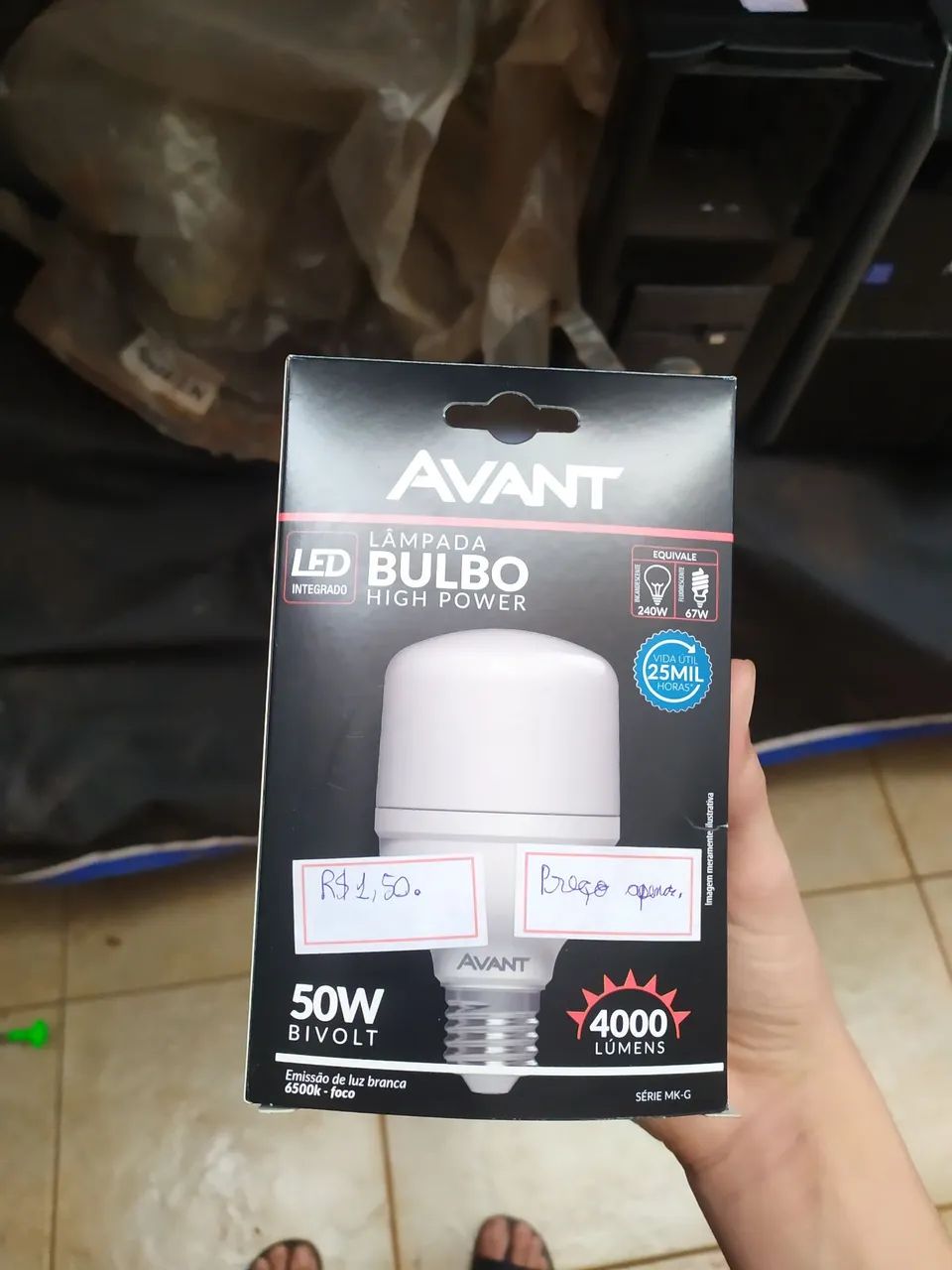 Lâmpada Avant Muito Forte Queimada