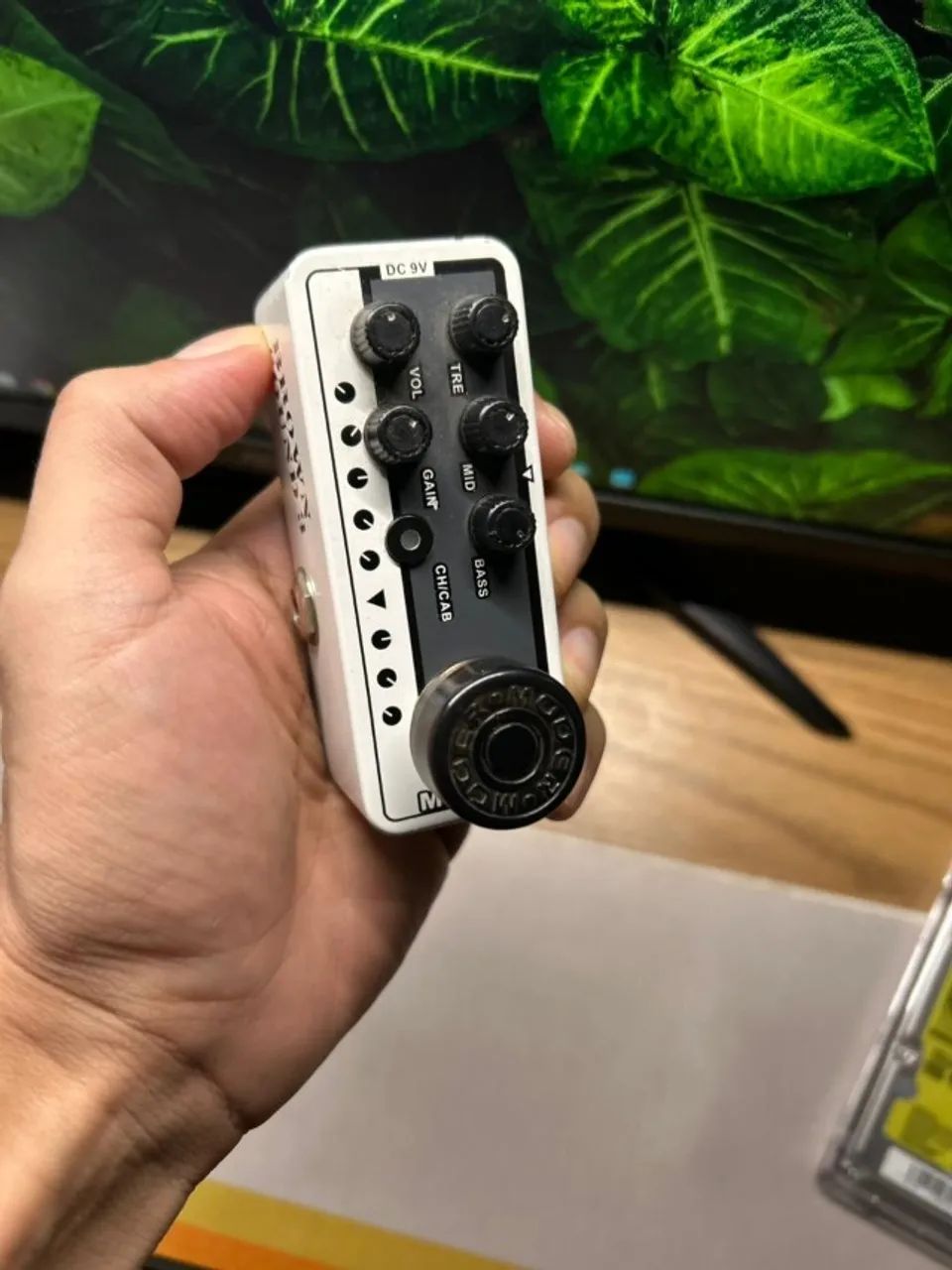 Pedal Mooer Pre Amp 005 (EVH 5150 III) USADO - Instrumentos