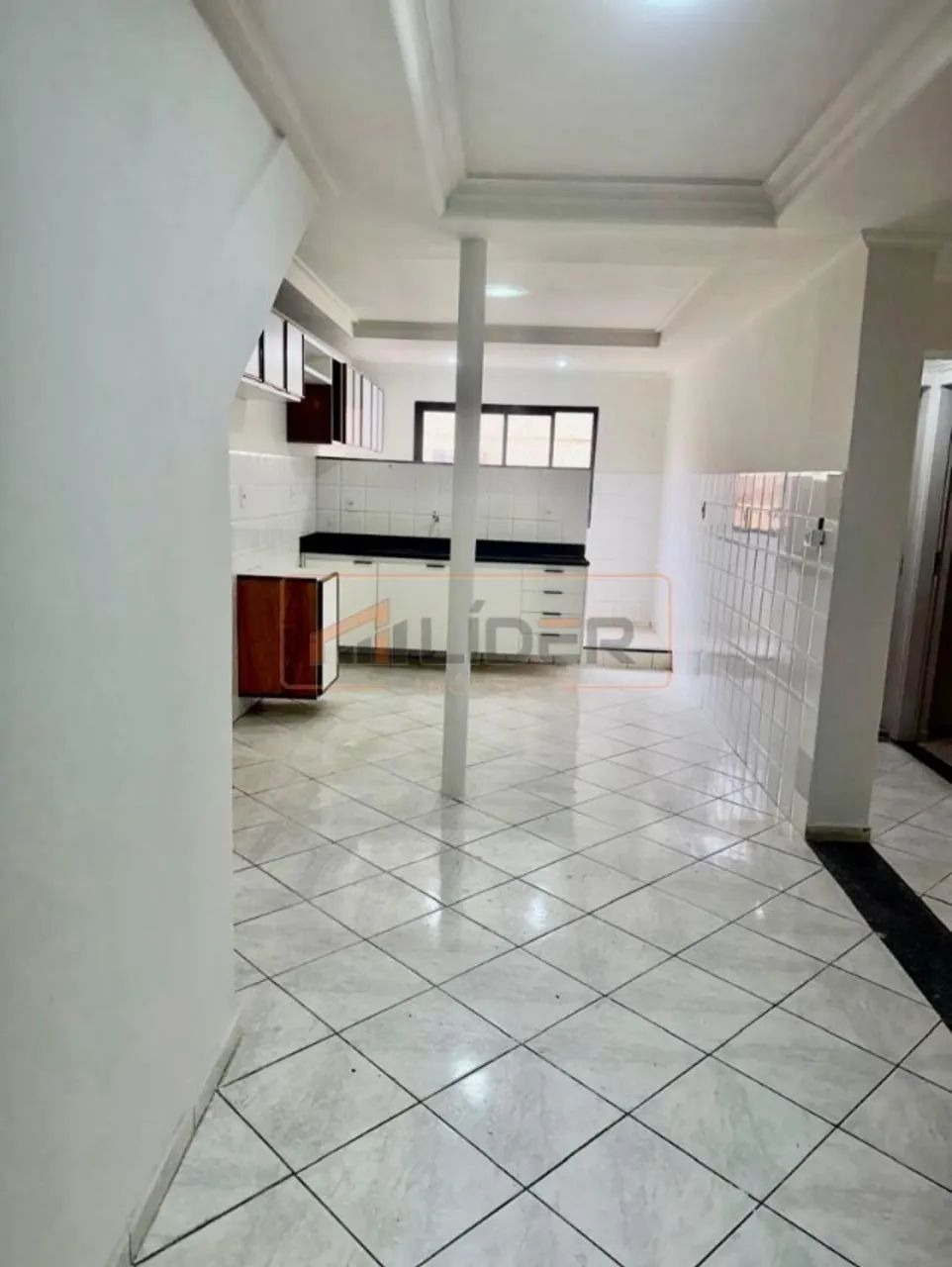 Alugo Apartamento no Centro - Foto 4