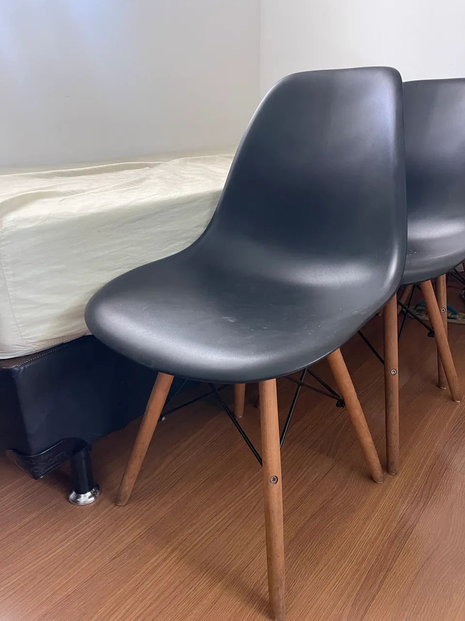 Cadeira Eiffel Charles Eames Preta