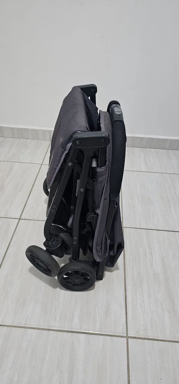 Carrinho de bebê dobrável Multikids - Foto 4