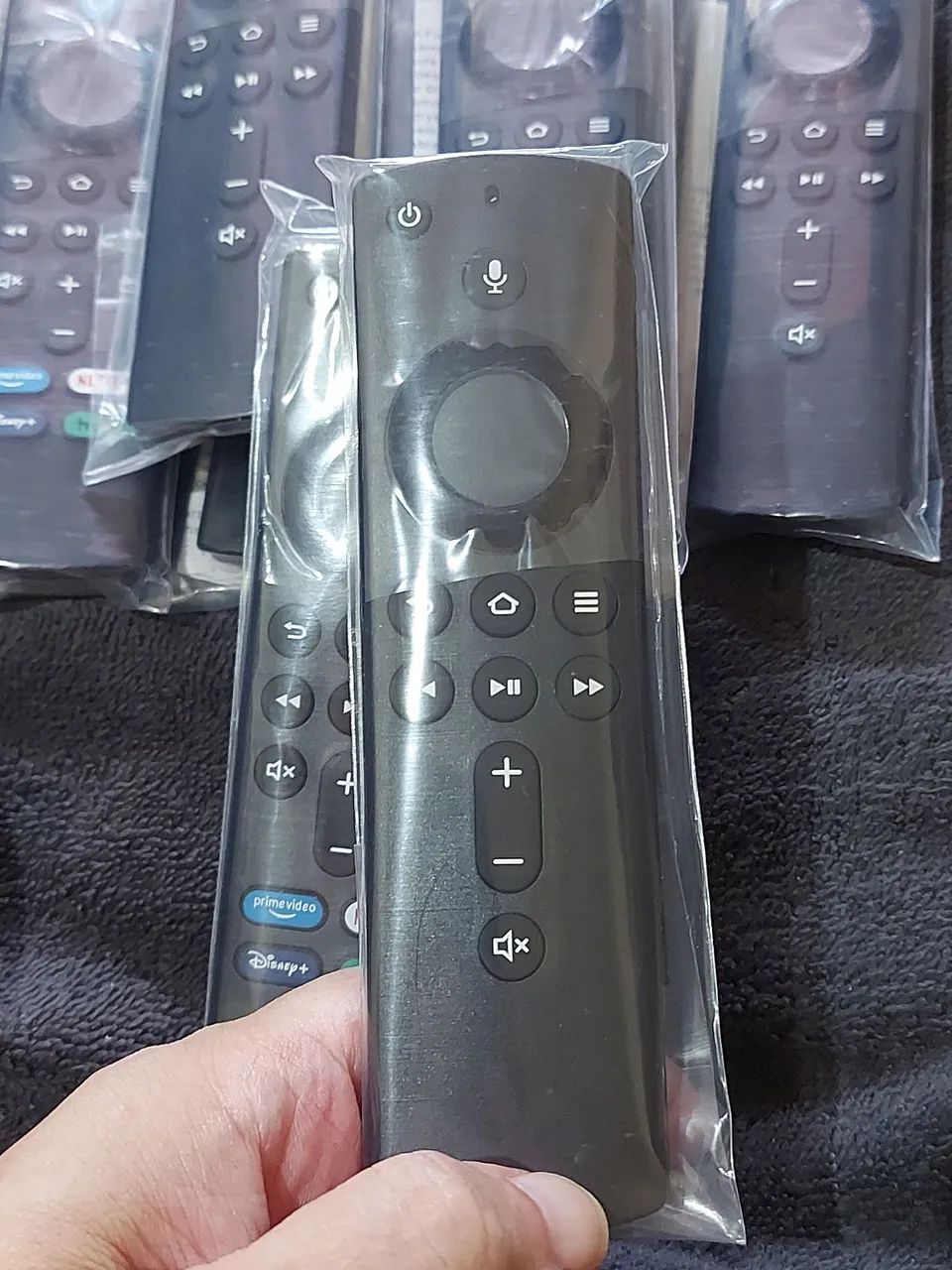 Controle Fire tv stick Amazon novos - Foto 3