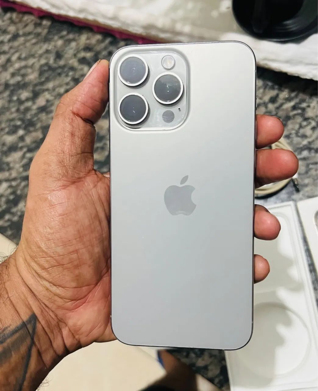 iphone 15 pro max  - Foto 2