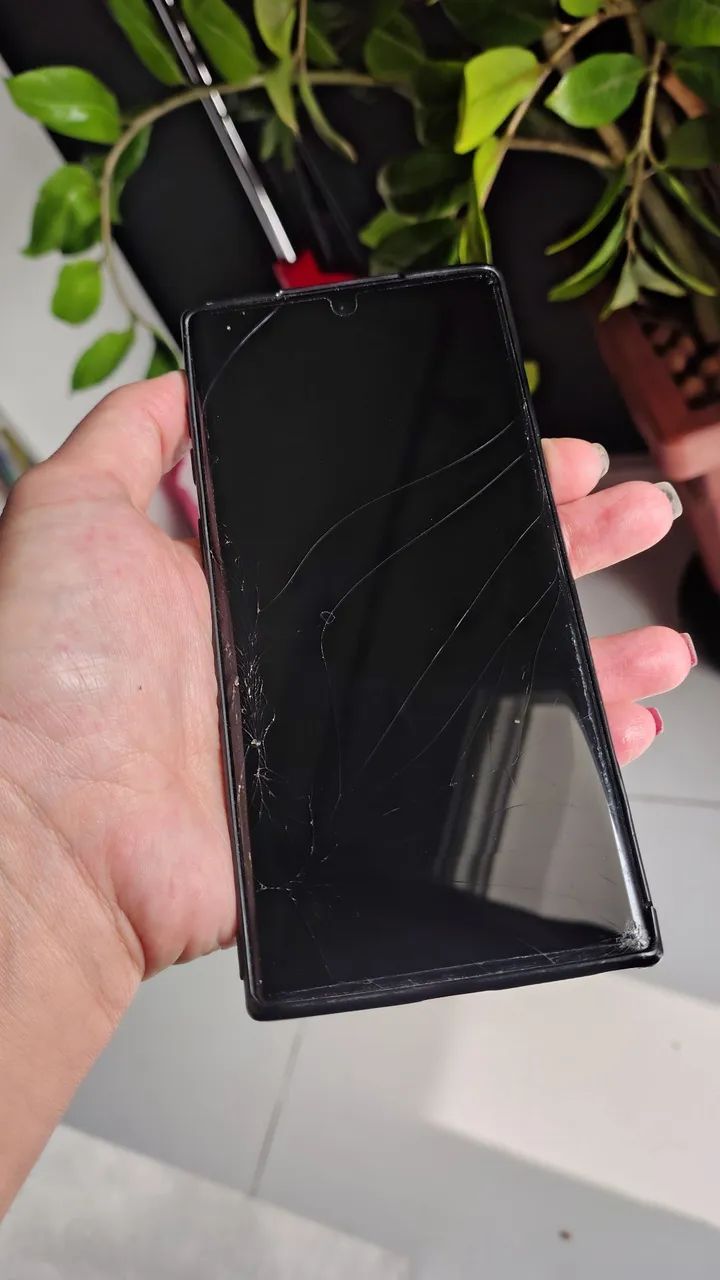 Galaxy note 10 [não dá sinal de vida - leia o anúncio]