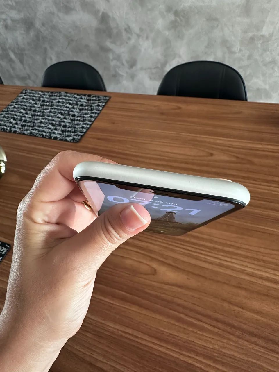 Iphone 11 branco - Foto 3