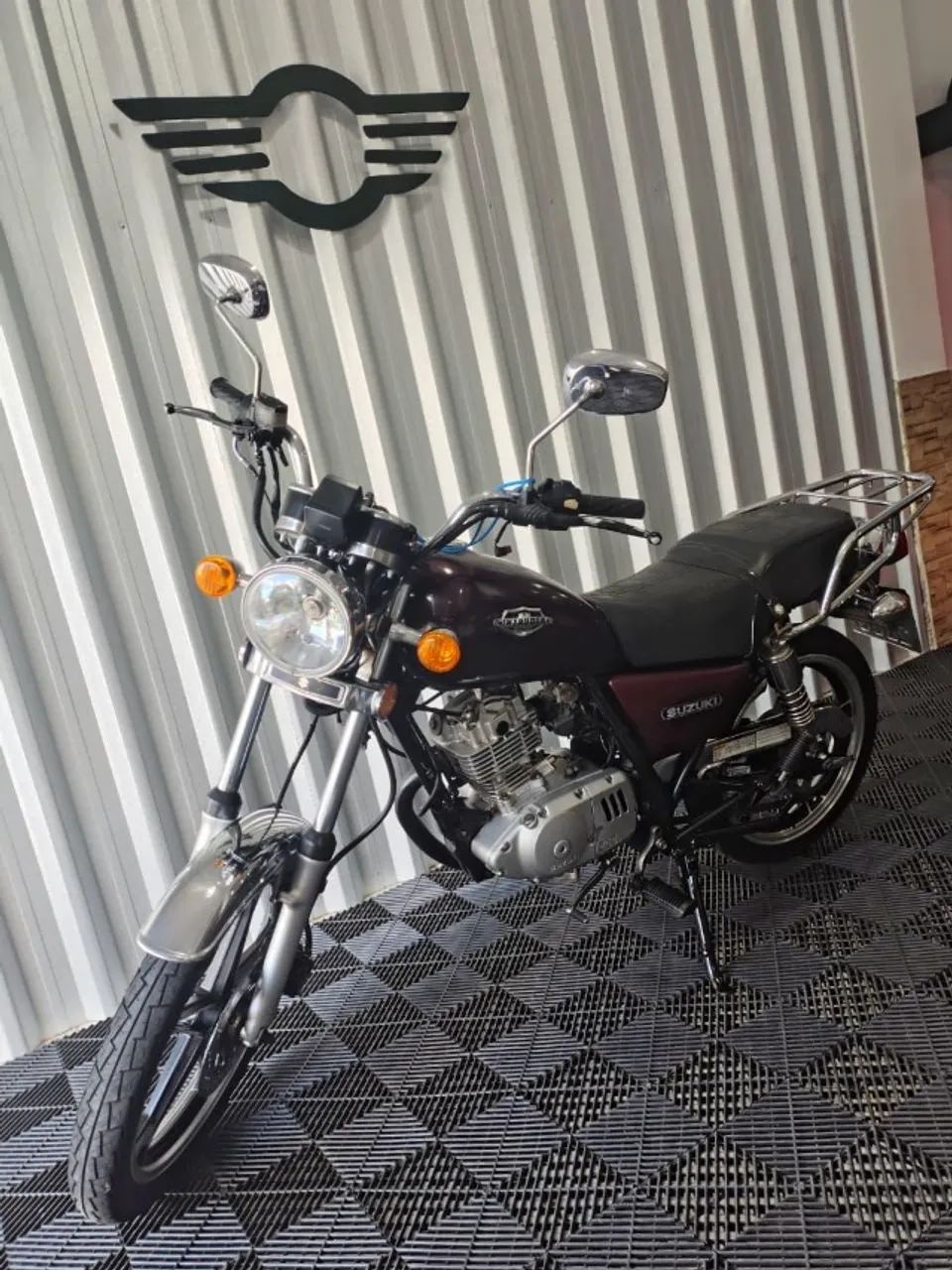 INTRUDER 125 