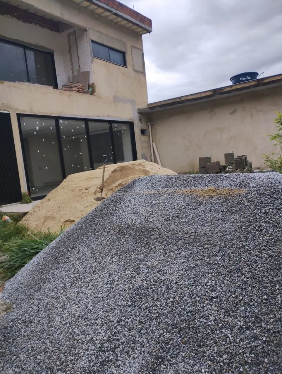 Santa Cruz a Realengo 550 areia caminhão fechado 8 m pagamento ato da entrega - Foto 3