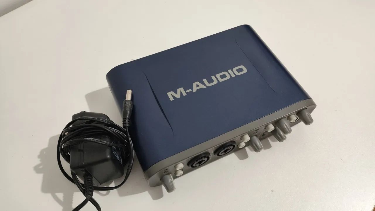 Interface de áudio M-Audio Fast Track Pro - Foto 2