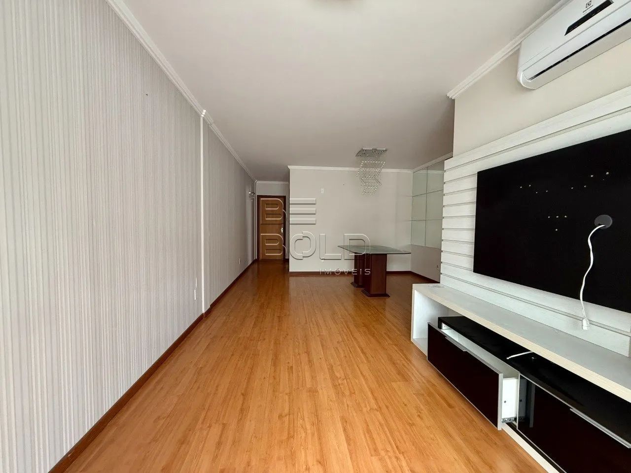 Apartamento com 3 dormitórios no Abraão
