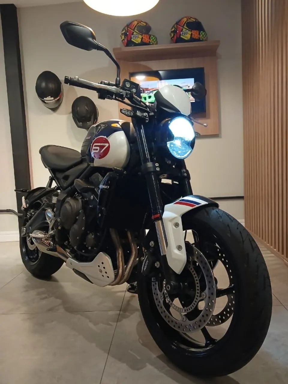 Triumph Trident 660 - Foto 3