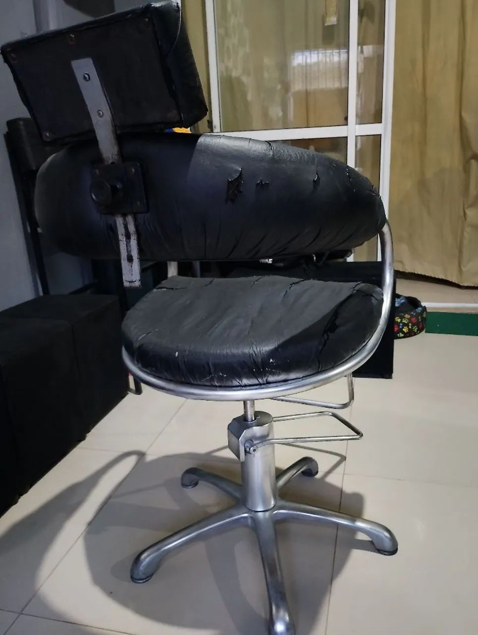 Cadeira de salão/  barbearia  - Foto 2