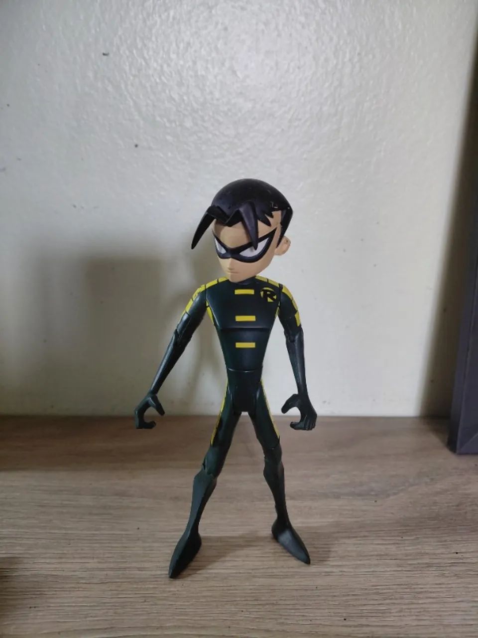 Robin Shadow Tek Ultra Flight Strike Batman Action Figure Boneco 16 cm DC comics - Foto 3
